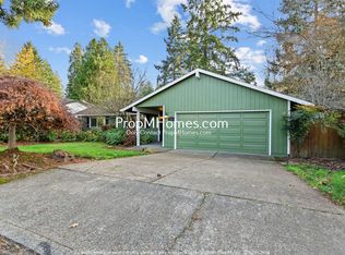 11404 SW Ironwood Loop, Tigard, OR 97223