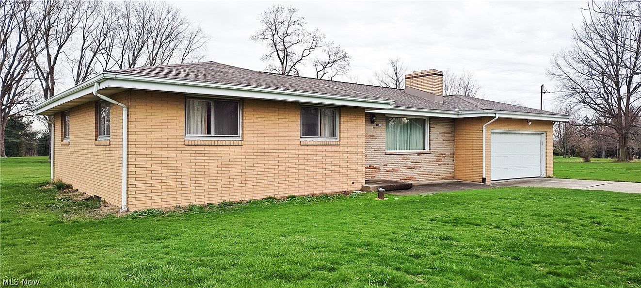 4689 Dobbins Rd, Poland, OH 44514 Zillow