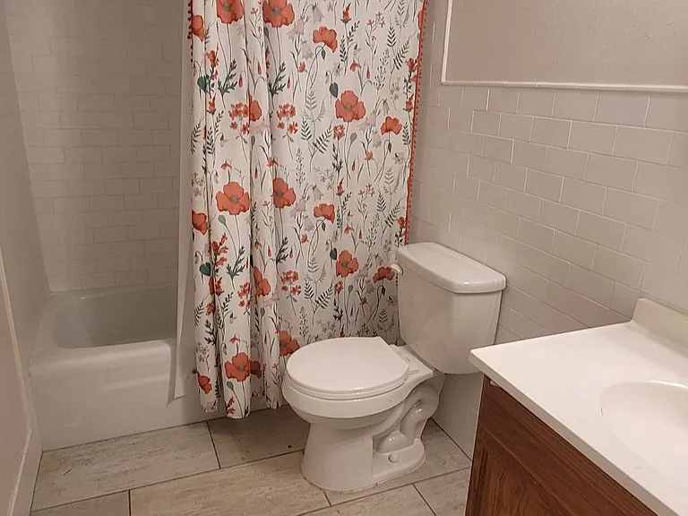 2325 W Pensacola St #116 — Photo 11