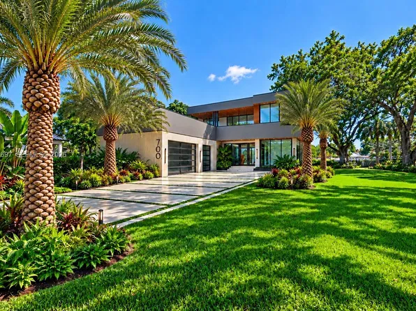 700 SW 12th Ave, Fort Lauderdale, FL 33312