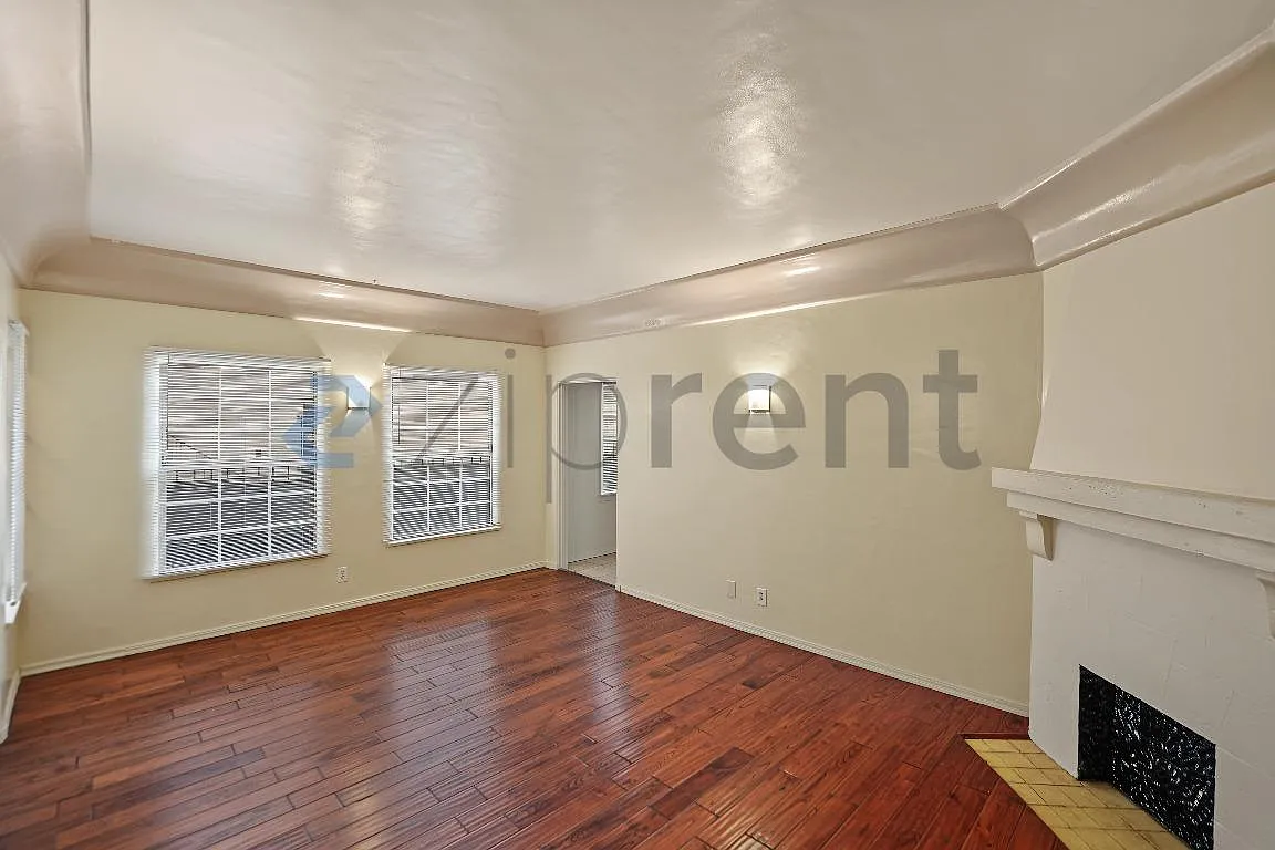 2 bed, 1050 sqft, $3,175 — Photo 4
