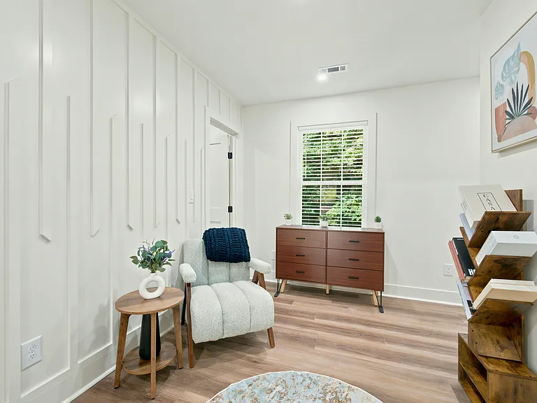 582 Hamilton E Holmes Dr NW — Photo 17