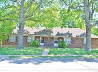 824 NW 15th St, Blue Springs, MO 64015