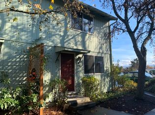 383 Glenn St, Ashland, OR 97520