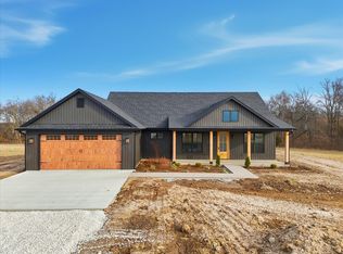 14086 Haydens Point, Hallsville, MO 65255