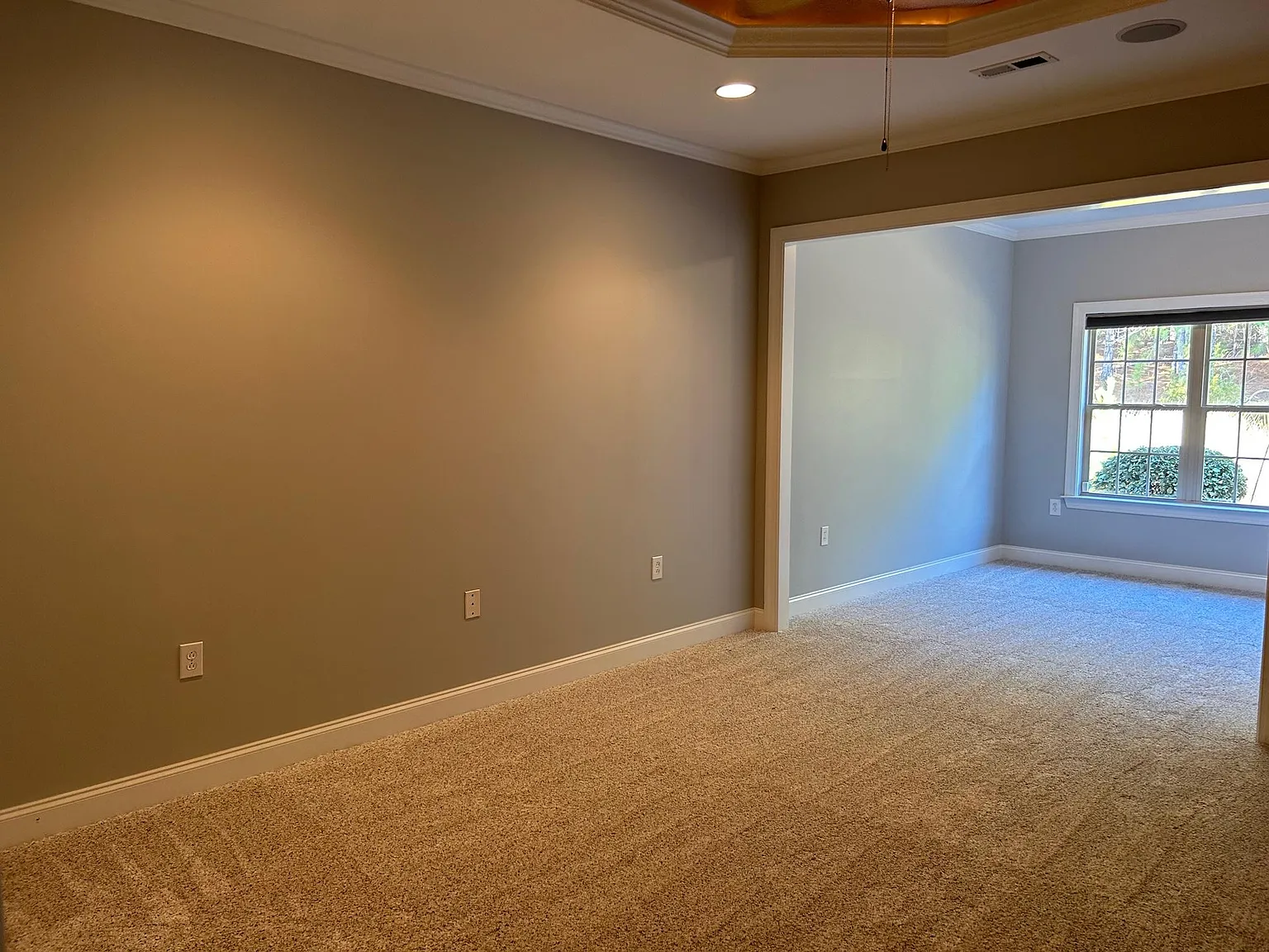 3 bed, 2075 sqft, $2,850 — Photo 4
