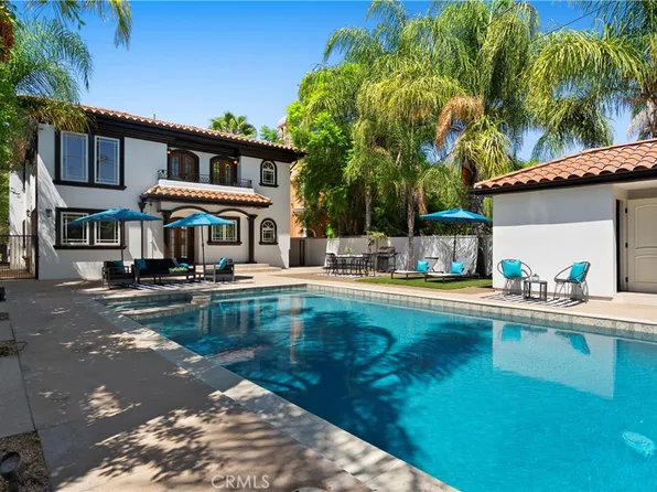 15014 Valleyheart Dr, Sherman Oaks, CA 91403