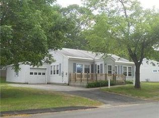 40 Moore Ave, Brunswick, ME 04011