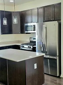 4637 Bradley Cir — Photo 7