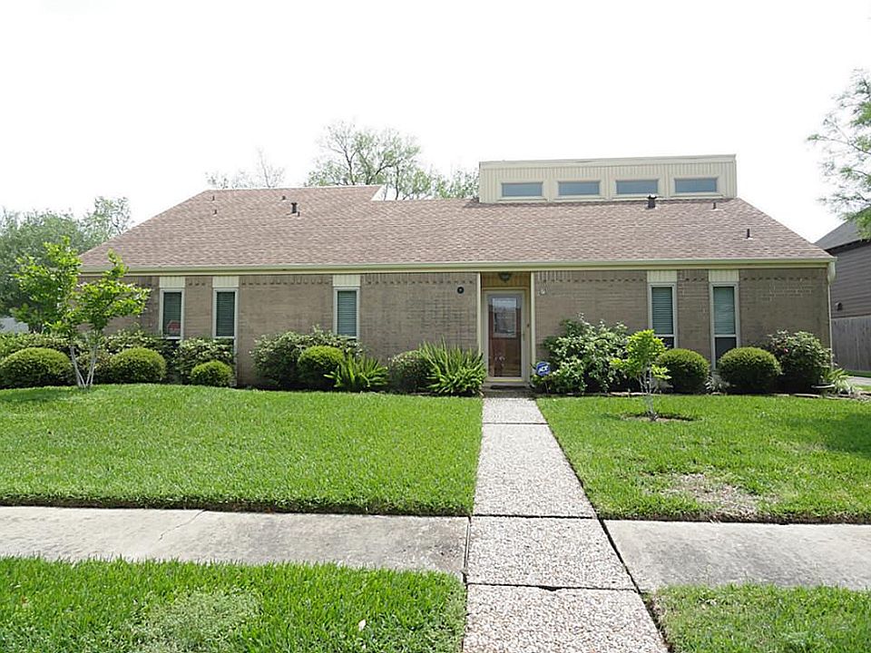 1st image of 16314 Shady Elms Dr