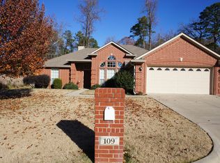 109 Woodbrook Ct, Longview, TX 75604