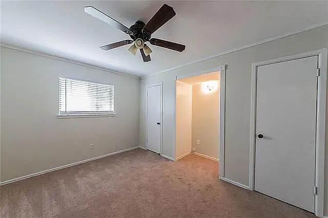 1117 Russell Ln — Photo 6