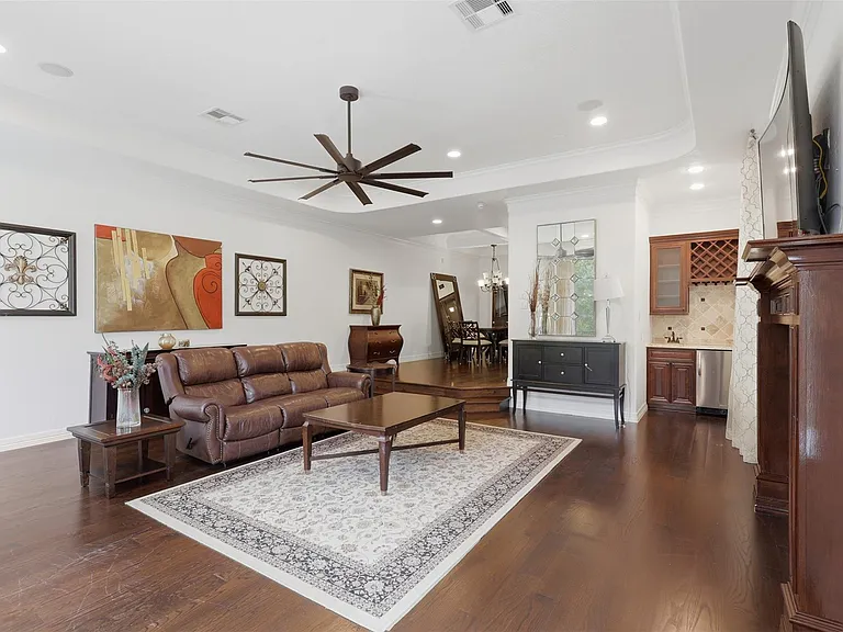 5330 Fayette St — Photo 13
