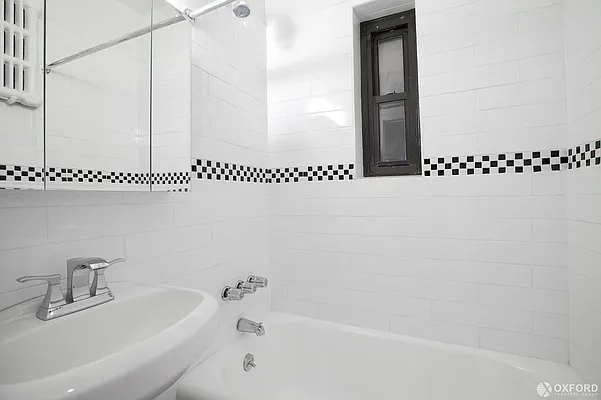 Rented by Oxford Property Group | media 4