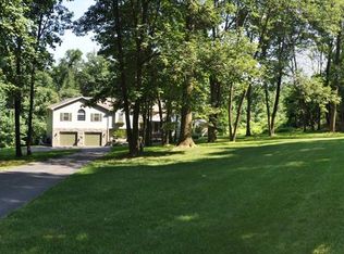 103 Clydesdale Cir, Honey Brook, PA 19344