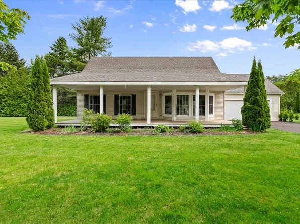 38 Limerick Lane, Arlington, VT 05250