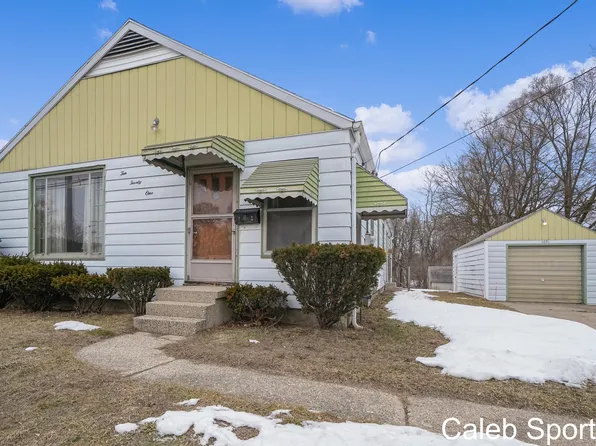 1021 36th St SW, Wyoming, MI 49509