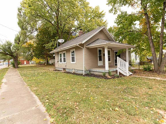 2nd image of 1501 Lawn Ave
