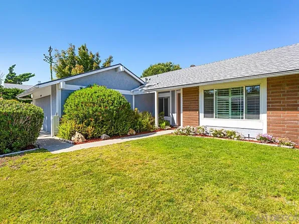 4520 Trieste Dr, Carlsbad, CA 92010