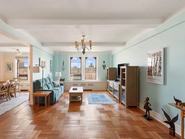 40 West 77th Street image 2 of 12