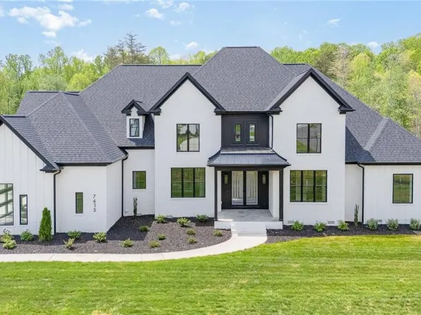 7615 Pemberley Dr, Oak Ridge, NC 27310