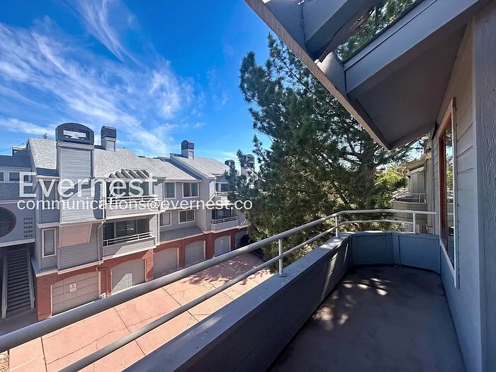 934 Acapulco Ct — Photo 15