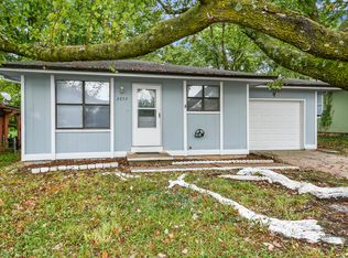 2652 N Summit Ave, Springfield, MO 65803