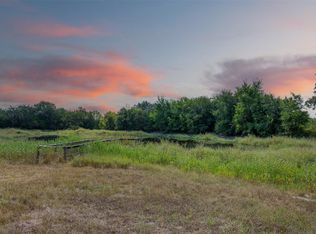 3300 Hills Rd, Carmine, TX 78932