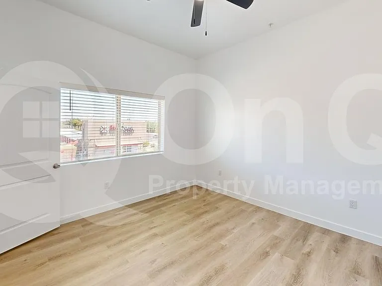 9160 N 67th Ave #207 — Photo 11