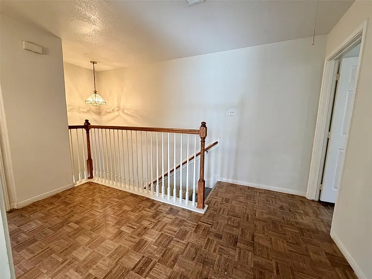 11102 Maize Ln #A — Photo 6