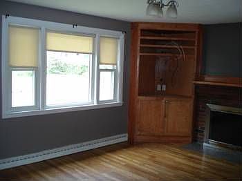 2nd image of 154 Greenwood St