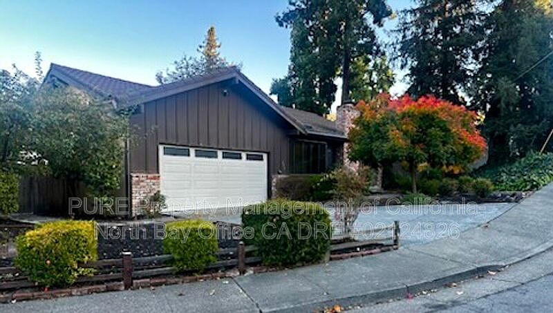 1st image of 530 Amber Way