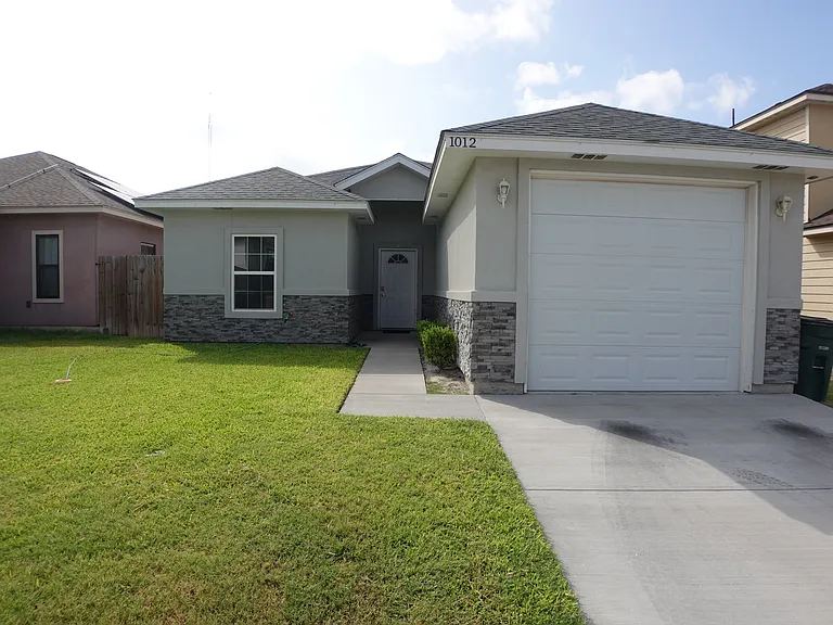 1012 Tesoro Hls — Photo 1