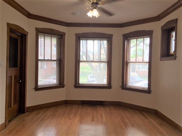 1st image of 3324 N Hamlin Ave #1