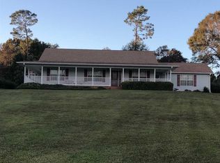 3240 Windmill Cir, Cantonment, FL 32533