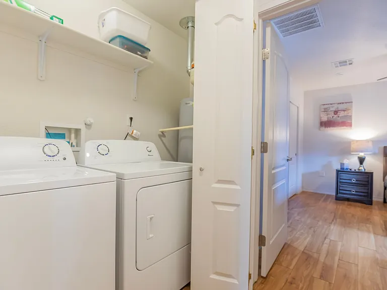 800 Sherwood Dr — Photo 17
