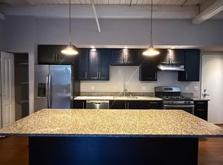 535 Roosevelt Ave APT 405, Central Falls, RI 02863