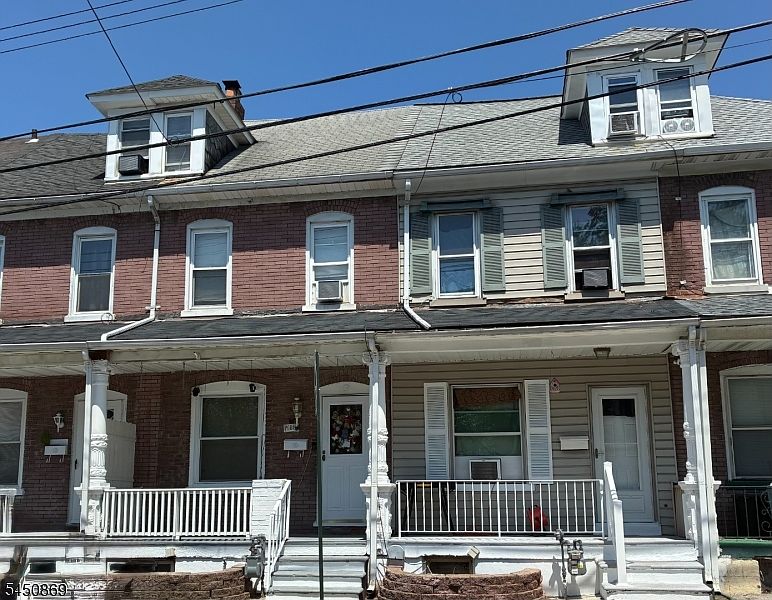 1st image of 7 Davis St