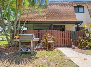 216 San Remo Blvd, North Lauderdale, FL 33068