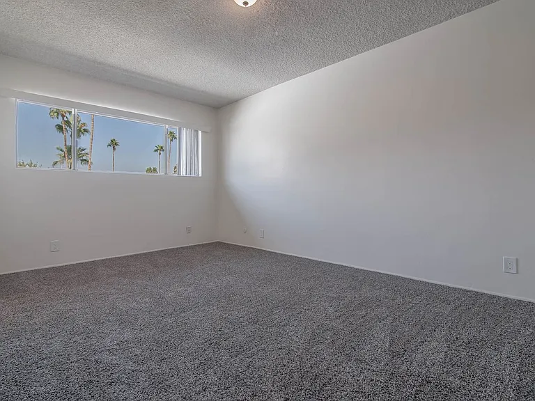 3600 Dana St — Photo 7