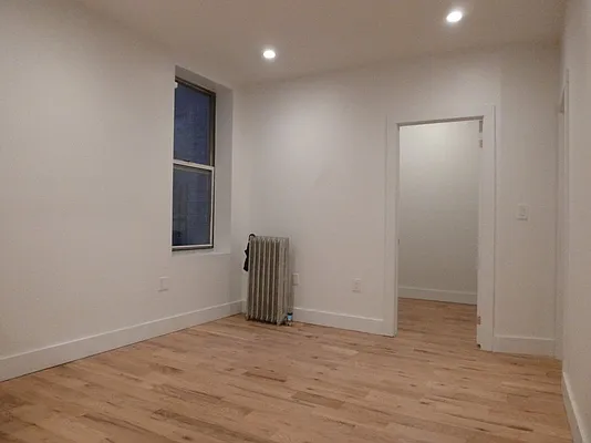 Rented by Bohemia Realty Group | media 17