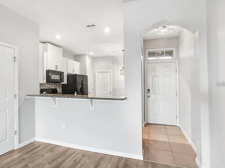 10976 Verawood Dr — Photo 4