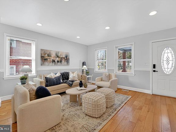 3rd image of 5413 Hillen Rd