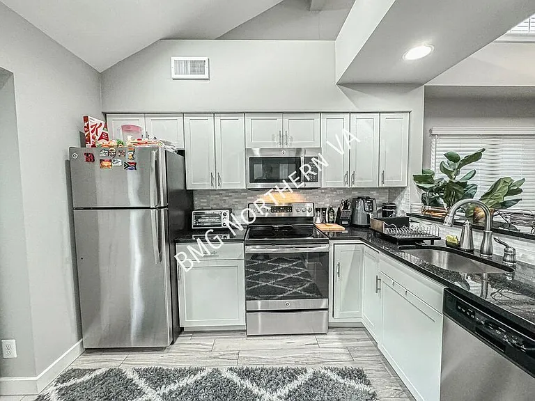 6612 Jupiter Hills Cir #D — Photo 11
