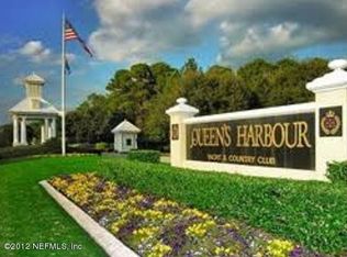 877 Queens Harbor Blvd, Jacksonville, FL 32225
