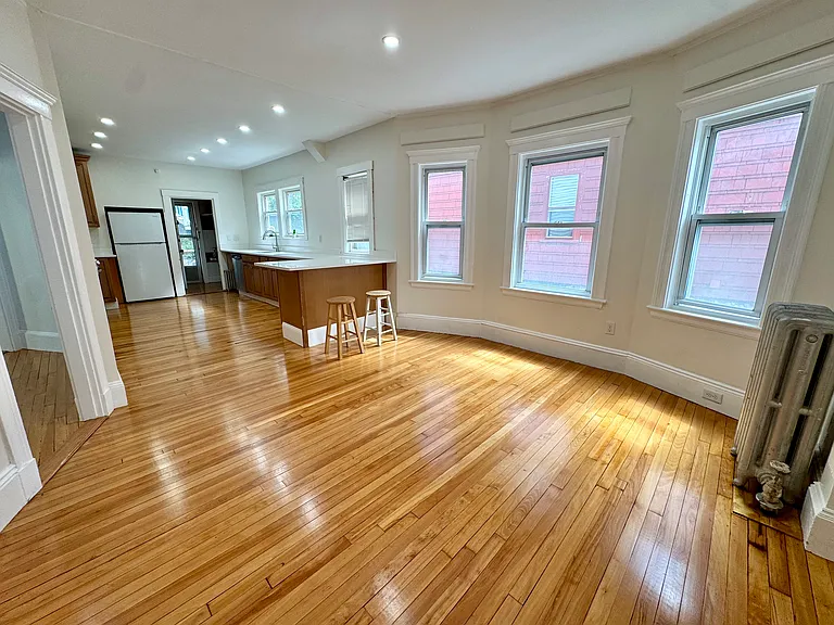 269 Alewife Brook Pkwy #1 — Photo 3