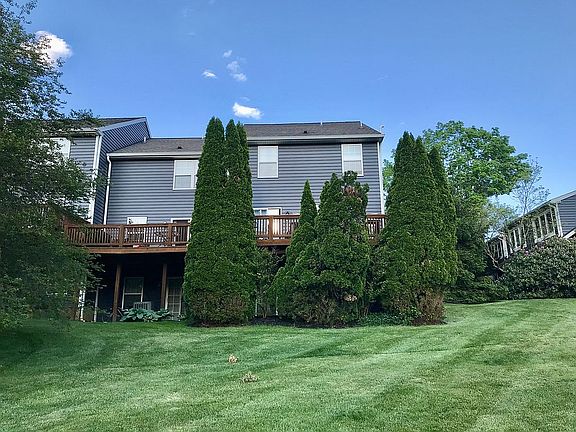 4th image of 611 Driftwood Ln