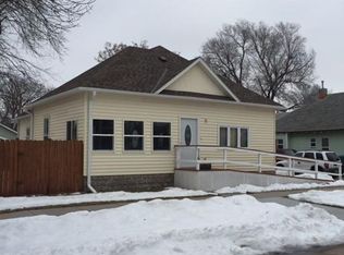 116 E 28th St, Kearney, NE 68847