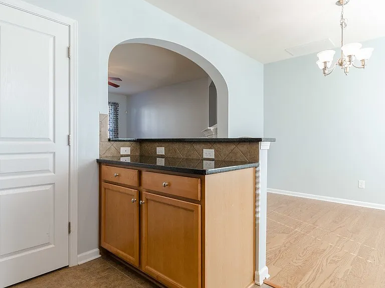 412 River Park Rd — Photo 32
