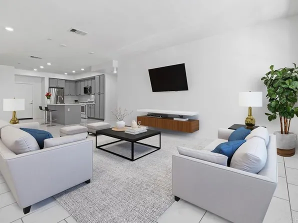 2040 Mindoro Ln Unit 4, Chula Vista, CA 91915